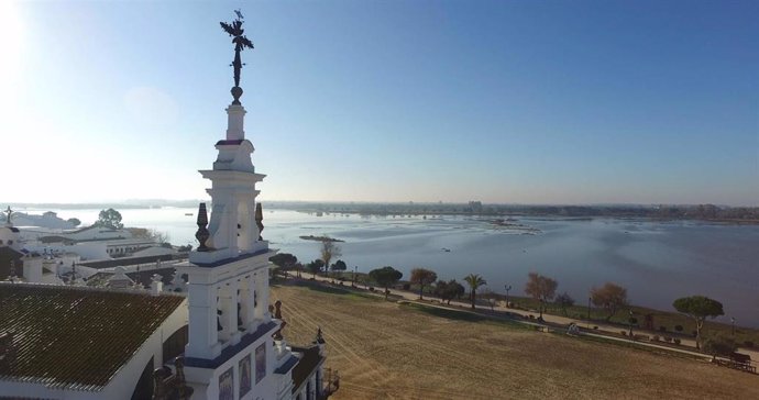 Imagen de El Rocío, en Almonte (Huelva), desde la Ermita.