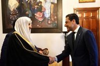 Juanma Moreno mantiene un encuentro en Málaga con Mohammed bin Abdulkarim Al-Issa