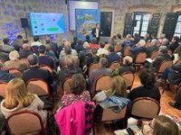 La Diputación "hace provincia" en una jornada con alcaldes del valle Amblés y la Sierra de Ávila
