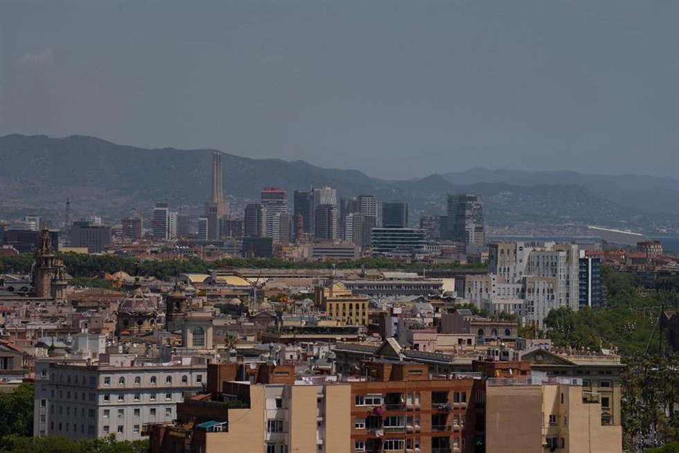 Archivo - Varios edificios de viviendas