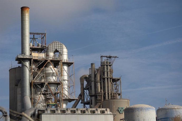 Archivo - Cementera. Industria. Producción industrial.