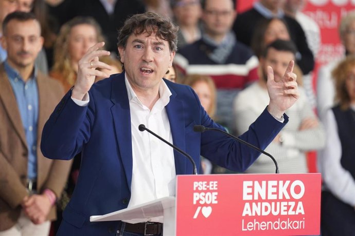 El secretario general del PSE-EE y candidato a Lehendakari, Eneko Andueza.
