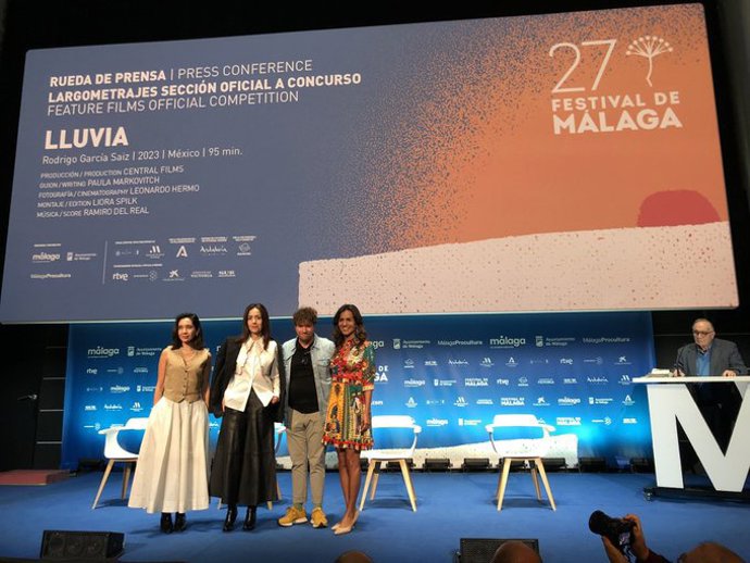 Rueda de prenda de la película 'Lluvia' en el Festival de Málaga