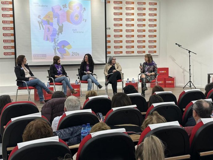 Asamblea de CCOO PV del 8M para presentar el informe de la situación sociolaboral de las mujeres en la Comunitat Valenciana