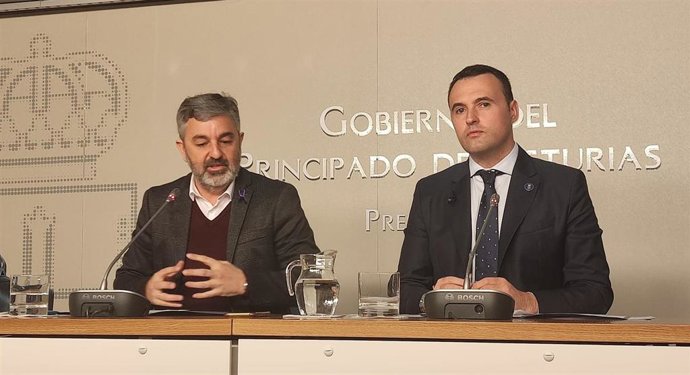 Los consejeros Alejandro Calvo y Guillermo Peláez.