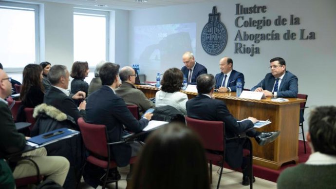 El Gobierno de La Rioja renueva su apuesta por una política fiscal que "da oxígeno" a las familias y empresas