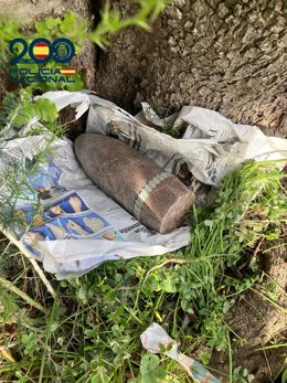 El proyectil desactivado por la Policía Nacional en una finca de Palma.