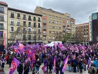 UGT y CCOO denuncian que las mujeres "siguen discriminadas" y continuarán manifestándose "le pese a quien le pese"