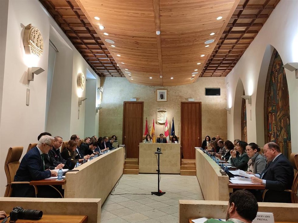 Sesión plenaria del 8 de marzo de 2024 en el Ayuntamiento de Salamanca