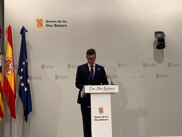 El portavoz del Govern, Antoni Costa, en rueda de prensa.