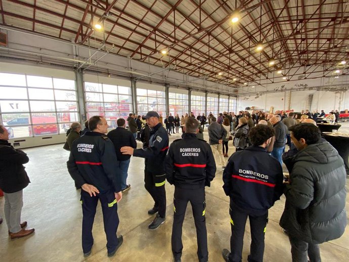 Los bomberos celebran el día de su patrón, San Juan de Dios