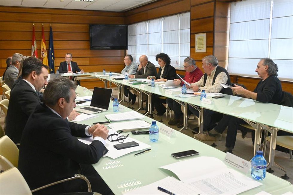 Dueñas y las OPAs avanzan en nuevas peticiones de modificación del Plan Estratégico de la PAC que elevarán a Planas.