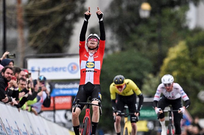 El ciclista danés Mattias Skjelmose (Lidl-Trek) ha ganado este viernes la sexta etapa de la París-Niza, disputada entre Sisteron y La Colle-sur-Loup sobre 198,2 kilómetros