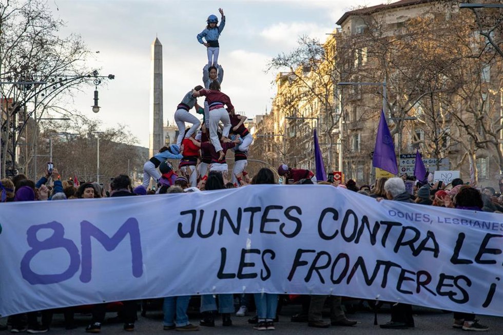 Cabecera de la manifestación del 8M en Barcelona.