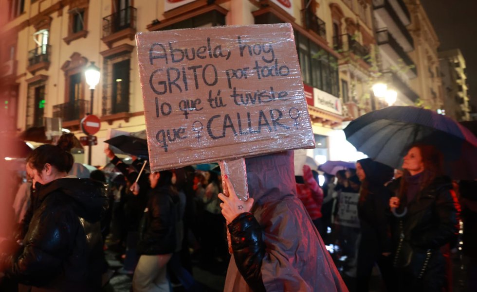 Movilización por el Día Internacional de la Mujer en Sevilla