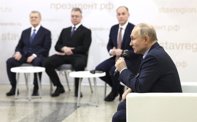 Putin se reúne con líderes agrícolas en Rusia 