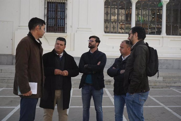 La Diputación de Huelva informa de inversiones en materia de infraestructuras en los municipios de Villarrasa, Rociana del Condado y Palos de la Frontera.