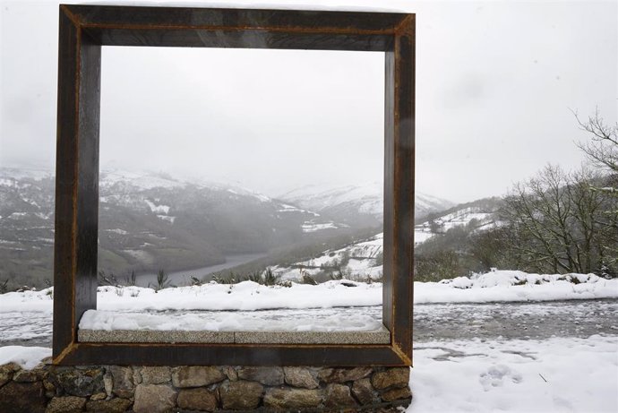 Un paisaje nevado, a 24 de febrero de 2024, en Chandrexa de Queixa, Ourense, Galicia (España).