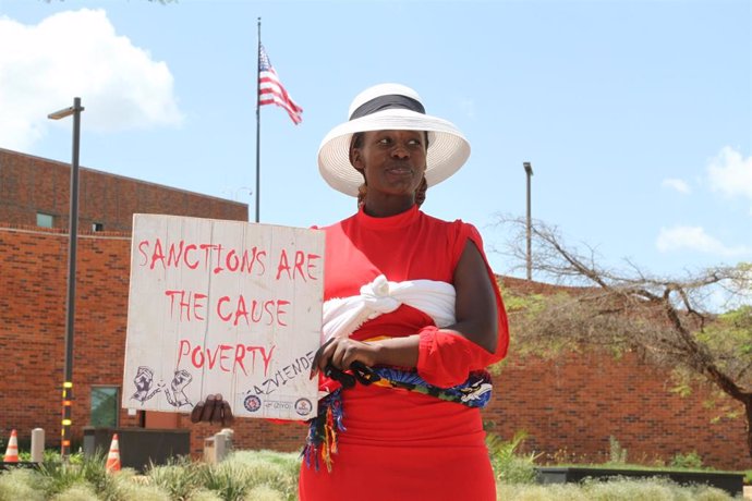 Protestas contra las sanciones de EEUU a Zimbabue 