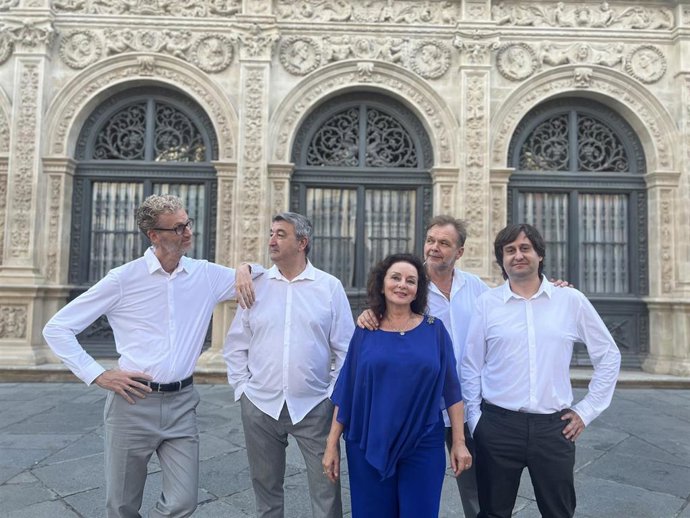 Integrantes del quinteto de cuerdas 'Totem Ensemble'.  