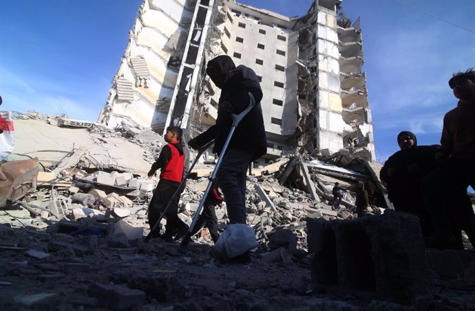 GAZA, March 9, 2024  -- People inspect destroyed buildings after intense airstrikes in the southern Gaza Strip city of Rafah, on March 9, 2024. The Palestinian death toll from ongoing Israeli attacks on the Gaza Strip has risen to 30,960 with 72,524 other