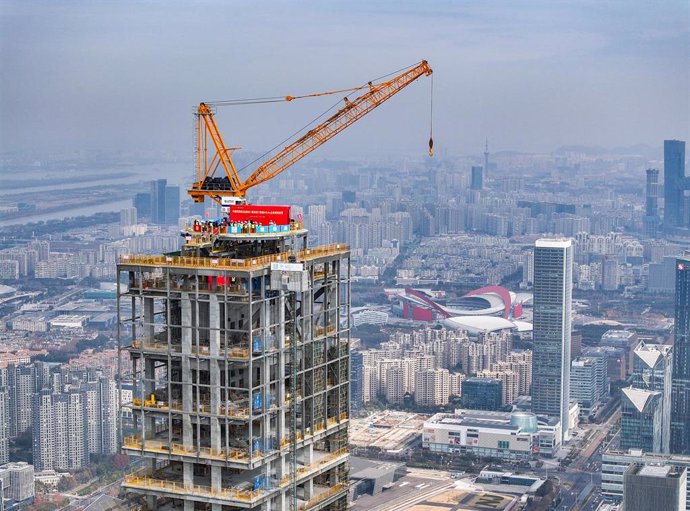 Archivo - Construcción de un edificio en China