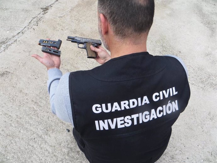 Material incautado por la Guardia Civil.