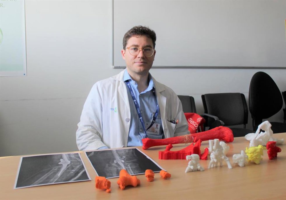 El facultativo especialista en Cirugía Ortopédica y Traumatología, José Luis Muñoz Sánchez.