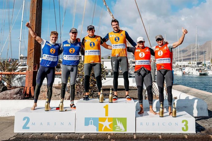 Los españoles Botín y Trittel, bronce en el Mundial de 49er en Lanzarote