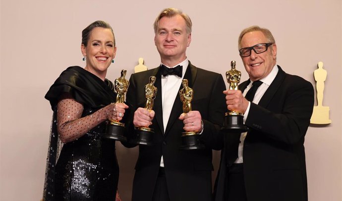 'Oppenheimer' Arrasa En Los Oscar 2024 Con Siete Premios, Incluyendo Mejor Película Y Dirección Para Christopher Nolan