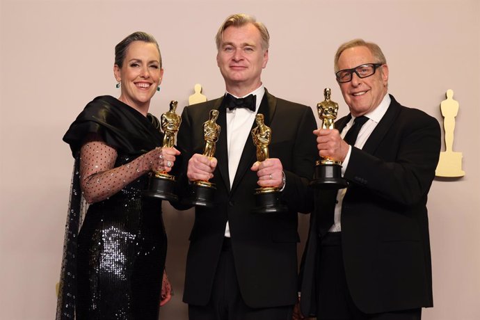 'Oppenheimer' Arrasa En Los Oscar 2024 Con Siete Premios, Incluyendo ...