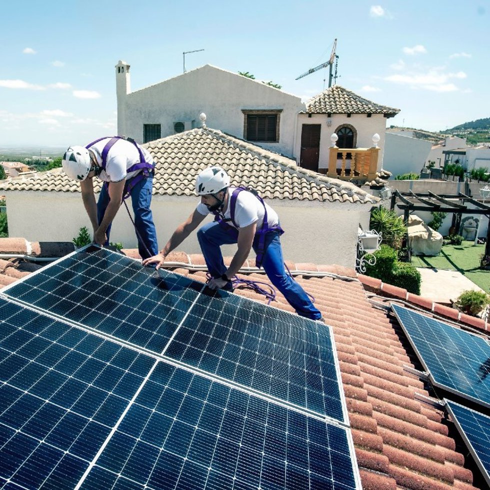 Archivo - Una instalación de autoconsumo de Endesa