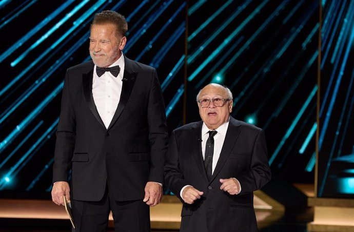 Oscar 2024: El Pingüino de DeVito y el Mr. Freeze de Schwarzenegger se alían contra el Batman de Keaton