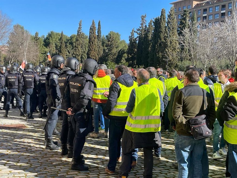 Zaragoza.- Portavoz de Aega ve "desproporcionada" la detención de tres agricultores por los incidentes de La Aljafería