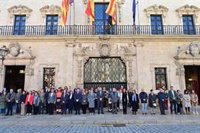 Palma recuerda a las víctimas del 11M con un minuto de silencio