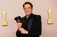 El polémico desaire de Robert Downey Jr. ignorando a Ke Huy Quan en los Oscar 2024