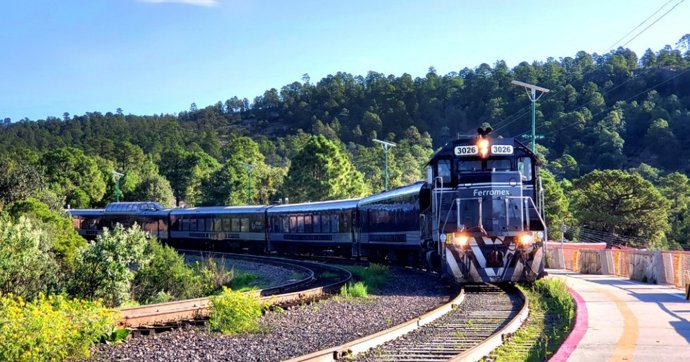Archivo - Tren en México