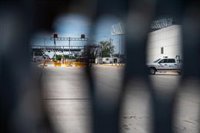 Rescatados 200 migrantes que viajaban en un camión en el norte de México