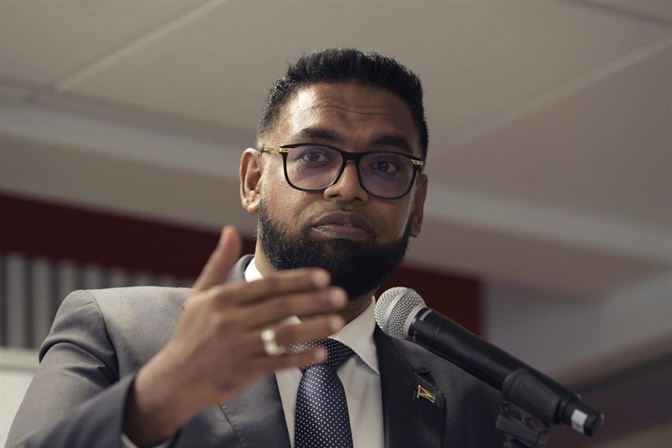 Archivo - El mandatario de Guyana, Irfaan Ali, y presidente de turno de la CARICOM