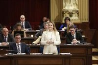 Prohens no revela si comparecerá en la comisión de investigación y pregunta a Negueruela "para quién trabaja"