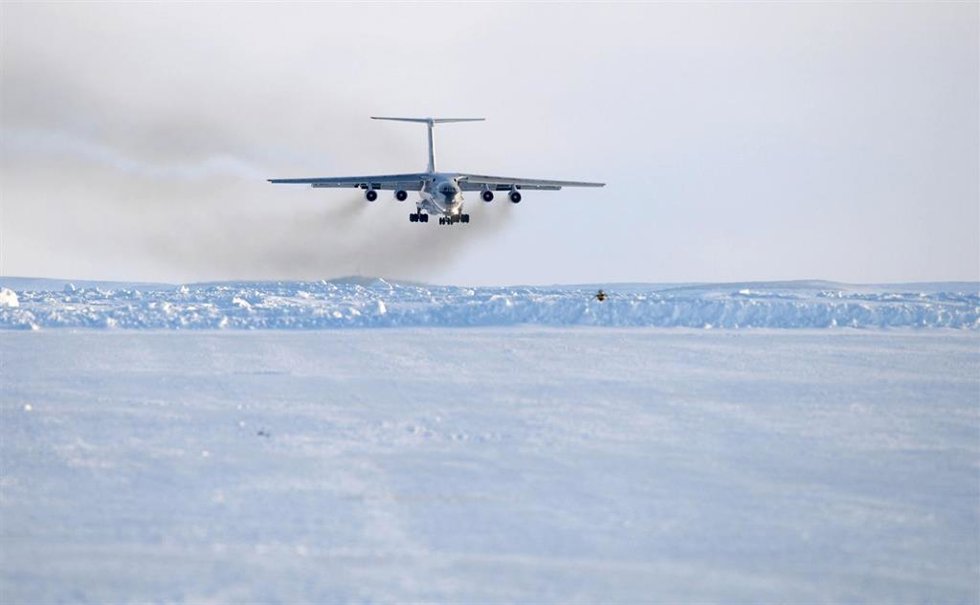 Un avión militar ruso con más de 60 prisioneros ucranianos se estrella en Bélgorod