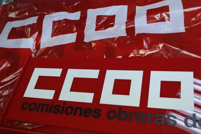 Archivo - Logo CCOO, Comisiones Obreras, cartel CCOO