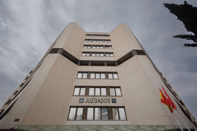 Archivo - Fachada de los juzgados de Plaza de Castilla, a 22 de mayo de 2023, en Madrid (España). Unos 45.000 funcionarios de la administración de Justicia comienzan hoy su huelga indefinida para exigir mejoras salariales y laborales, tras más de un mes d