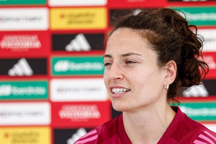 Archivo - La capitana de la selección española Ivana Andrés, en una entrevista a Europa Press. 