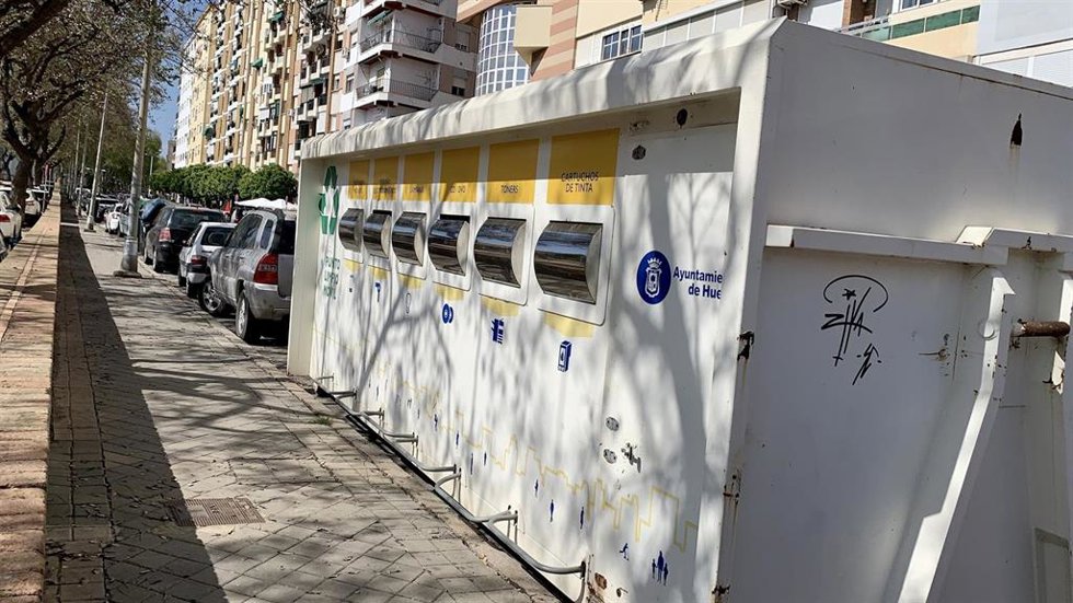 El 'Punto Limpio Móvil' del Ayuntamiento de Huelva.