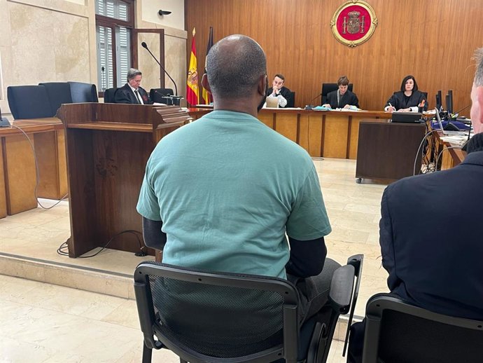 El acusado de colaborar con una trama de ciberestafas mediante 'cartas nigerianas'.