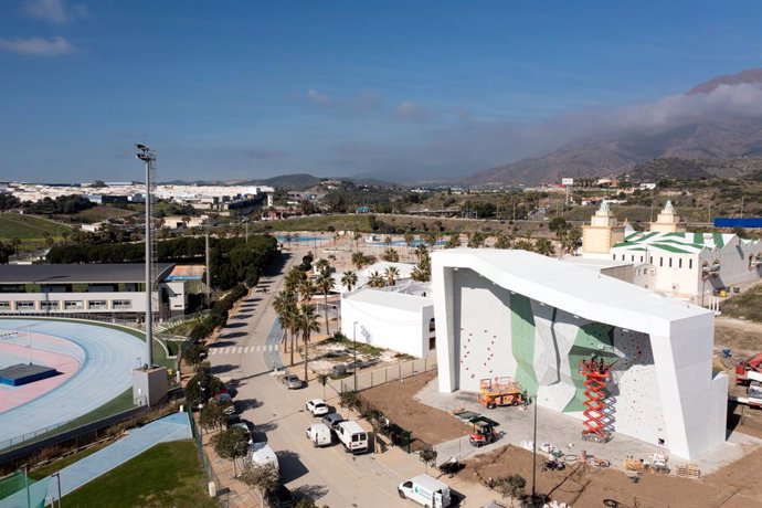 Estepona inaugura este sábado el rocódromo con la presencia de deportistas profesionales de toda Andalucía