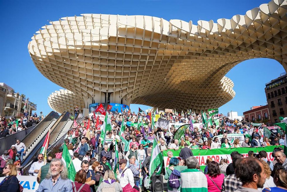 Manifestación convocada por la Plataforma 28F. A 28 de febrero de 2024, En Sevilla (Andalucía, España). (Foto de archivo). 