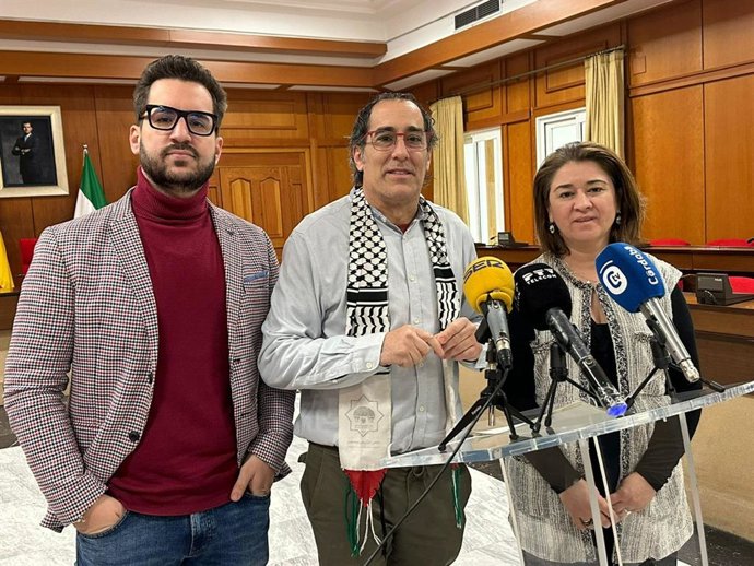 Presentación de la moción de Hacemos Córdoba al Pleno del Ayuntamiento.