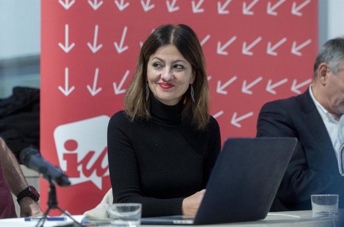 Archivo - La ministra de Juventud e Infancia, Sira Rego, durante una reunión de la Coordinadora Federal de IU, en el Espacio Ecooo, a 1 de diciembre de 2023, en Madrid (España).